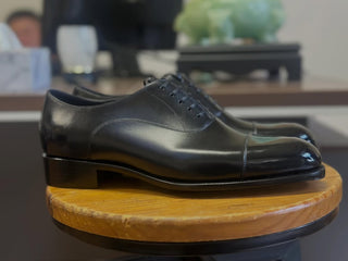 RECKON - BLACK CAPTOE OXFORDS