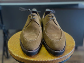 SNUFF SUEDE TWO EYES DERBY