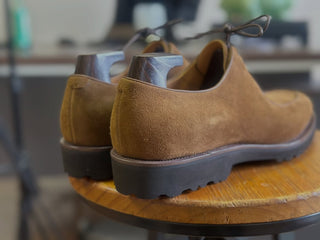 SNUFF SUEDE TWO EYES DERBY