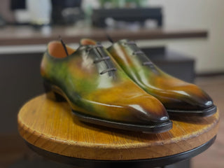 LUMINO FIDDLEBACK | PATINA WHOLE CUT LACEUPS