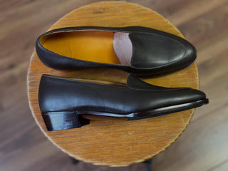 PEYTON FIDDLEBACK | SIMPLE BLACK LOAFER