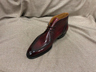 BOWEN - BURGUNDY LEATHER CHUKKA BOOTS