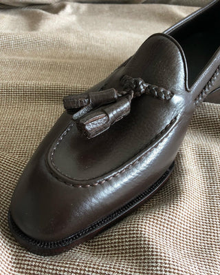 ALVARO FIDDLEBACK | COFFEE LEATHER TASSEL LOAFERS