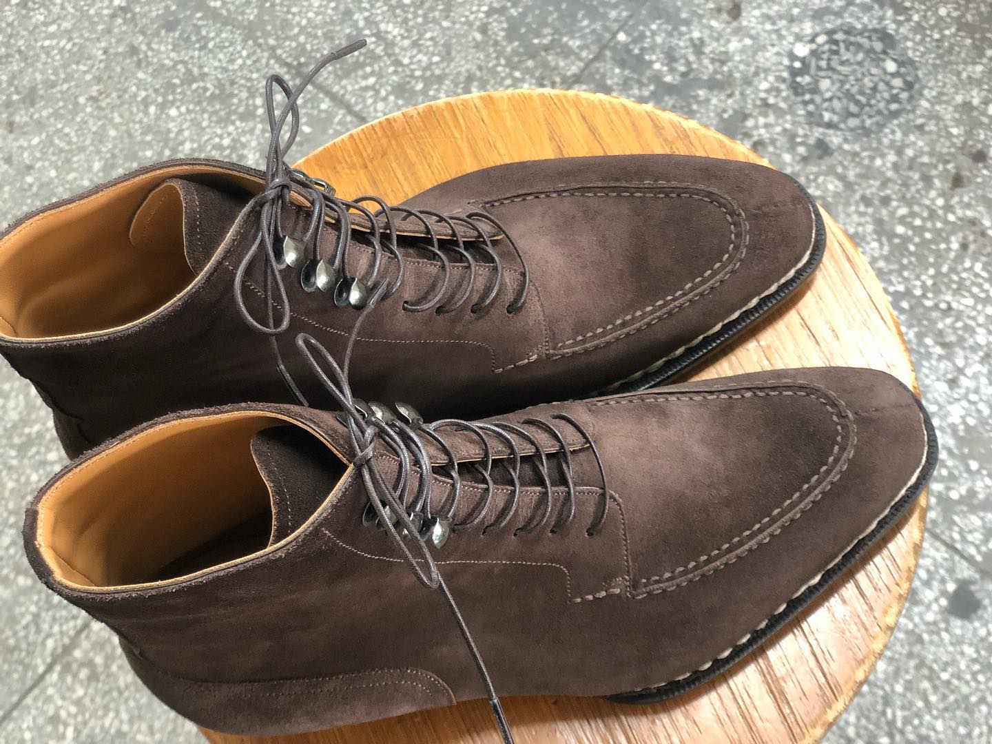 WARREN - BROWN SUEDE LEATHER DERBY BOOTS