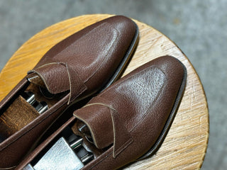 WESLEY FIDDLEBACK | CARAMEL TWISTED PENNY LOAFERS