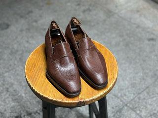WESLEY FIDDLEBACK | CARAMEL TWISTED PENNY LOAFERS
