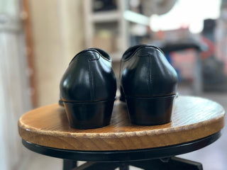 KEATON FIDDLEBACK | BLACK LEATHER LOAFERS
