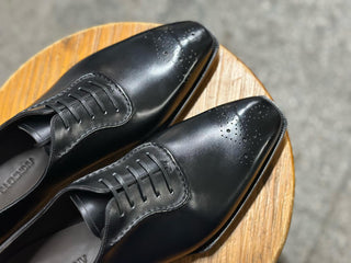 BLACK FIDDLEBACK | LEATHER SQUARE TOE OXFORD