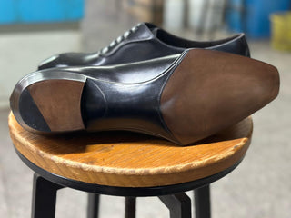 BLACK FIDDLEBACK | LEATHER SQUARE TOE OXFORD