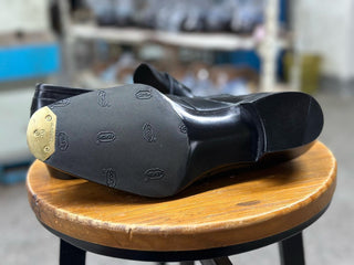 HOLLIS FIDDLEBACK | BLACK LEATHER PENNY LOAFERS