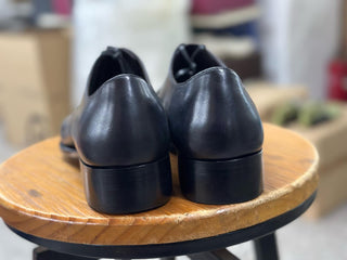 MARBLE PATINA GREY BLACK DERBY