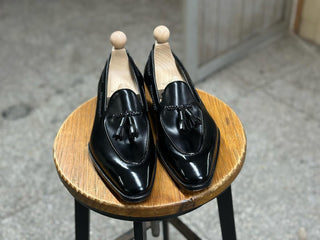 EDEN FIDDLEBACK | BLACK TASSEL LOAFERS