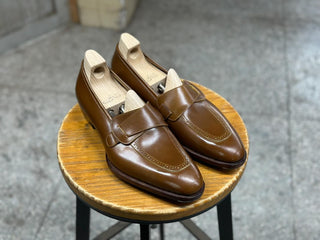 EASTON || TAN LEATHER BUTTERFLY LOAFERS IN FIDDLEBACK SOLE