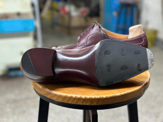 BURGUNDY FIDDLEBACK | BROGUE OXFORD LACEUPS