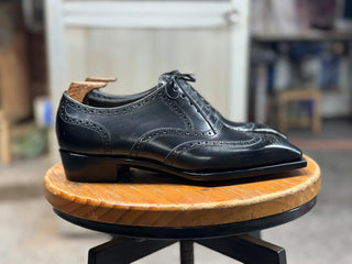 RICHARD FIDDLEBACK | BLACK FULL BROGUE OXFORDS