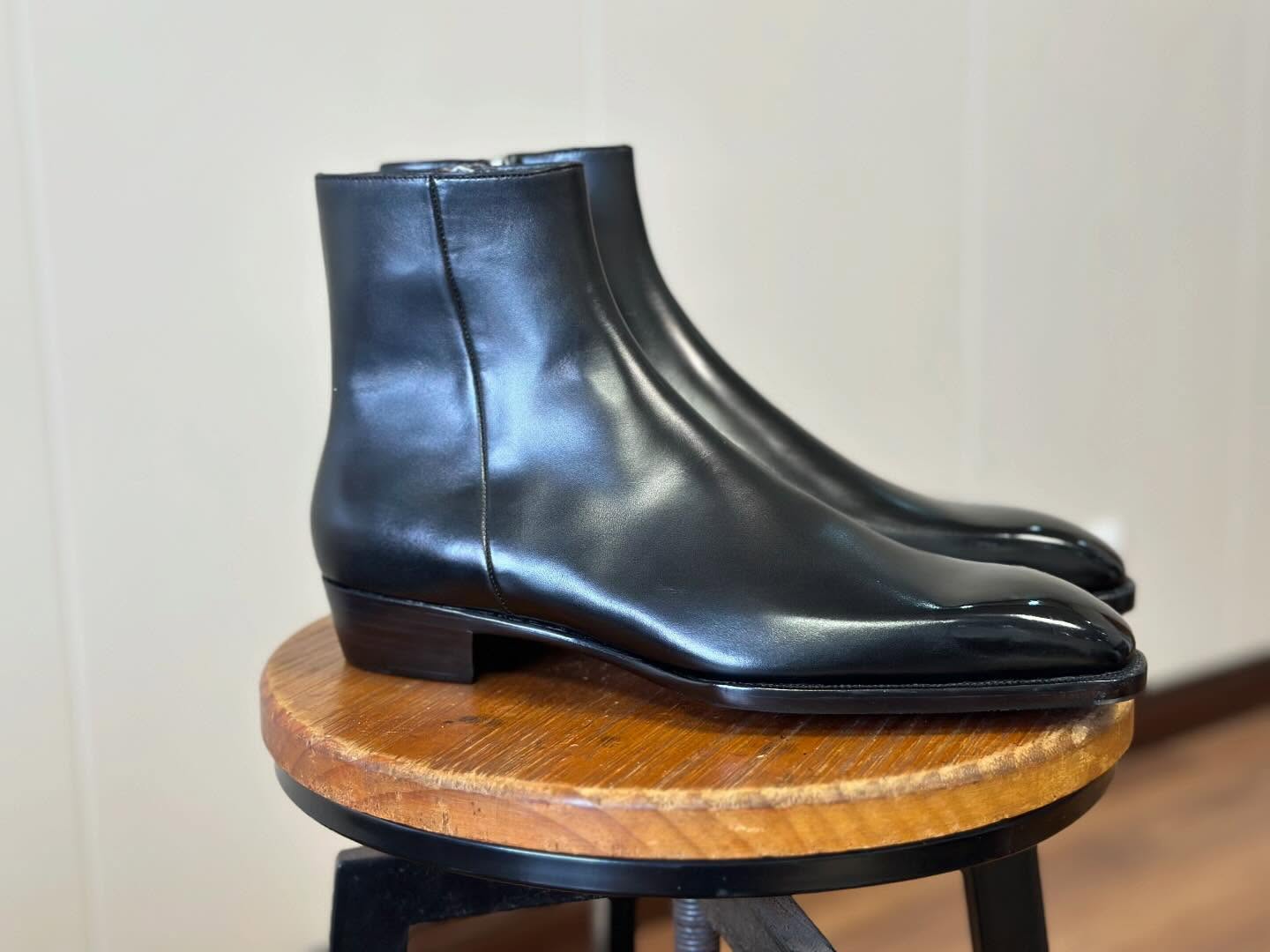 PHINEAS - BLACK CALF ZIPPER BOOTS