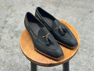 NORMAN FIDDLEBACK | BLACK LEATHER TASSEL LOAFERS