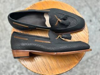 NORMAN FIDDLEBACK | BLACK LEATHER TASSEL LOAFERS