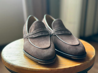 MYRON FIDDLEBACK | BROWN SUEDE PENNY LOAFERS