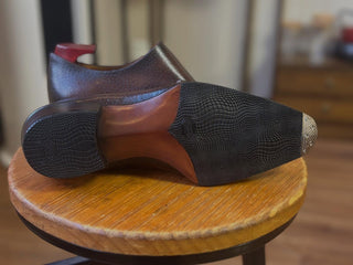 TRISTEN FIDDLEBACK | COFFEE BROWN DOUBLE MONK